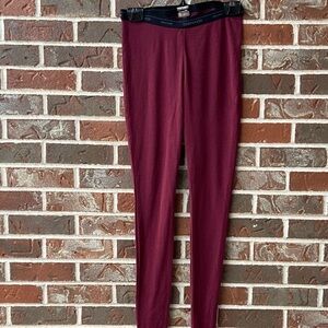 Icebreaker Women's Base Layer Leggings - Burgundy